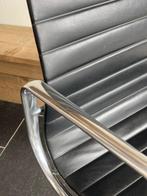 3 Vitra Eames EA 108 stoelen , aluminium , zwart leer, Gebruikt, Drie, Zwart, Design