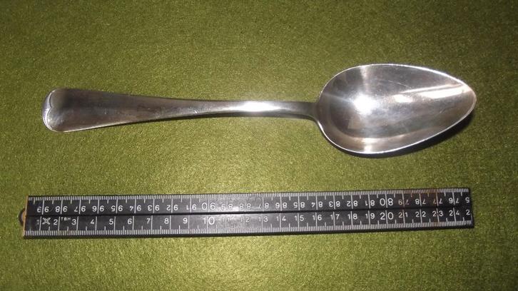 zilveren groentenlepel Haags lofje, Antiek en Kunst, Antiek | Goud en Zilver, Zilver, Ophalen of Verzenden