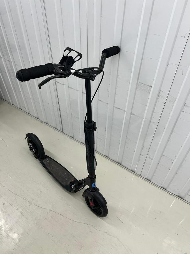 Micro Metropolitan Deluxe Step (12+) - Weinig Gebruikt, Fietsen en Brommers, Steps, Zo goed als nieuw, Gewone step, Ophalen