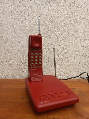 PTT Orlando 150 rood telefoon. Vintage. Nineties beschikbaar voor biedingen