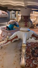 Zeer oude salontafel barok creme kleurig, Ophalen