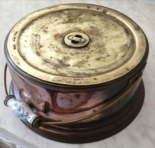 Antieke Koperen Waterketel met Porseleinen Handvat, Antiek en Kunst, Antiek | Koper en Brons, Koper, Ophalen of Verzenden