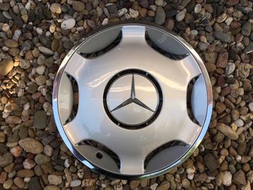 1 wieldop Mercedes W124 15 inch  beschikbaar voor biedingen