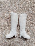 Sindy vintage zachte witte laarzen schoenen  jaren 70, Verzenden, Gebruikt, Kleertjes