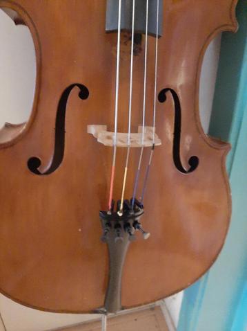 Cello beschikbaar voor biedingen