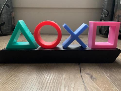 Playstation LED lamp met lichtgevende symbolen, Spelcomputers en Games, Spelcomputers | Sony PlayStation Consoles | Accessoires