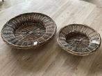2 schalen / onderborden rotan van Riviera Maison, Huis en Inrichting, Schaal, Rond, Ophalen of Verzenden, Zo goed als nieuw