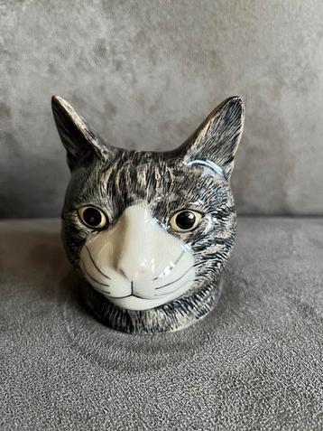 Keramiek kat gezicht Quail beschikbaar voor biedingen