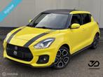 Suzuki Swift 1.4 Sport 140PK ACC NAVI Camera Keyless LED, Auto's, Suzuki, Stof, Gebruikt, Zwart, Swift
