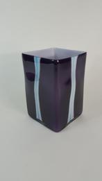 Vierkante paarse vaas, Murano stijl, geblazen (1). 6C2, Tweedehands verkoop, Tweedehands verkoop, Gebruikt, Overige kleuren