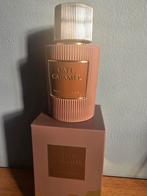 Date caramel paris corner samples, Ophalen of Verzenden, Zo goed als nieuw