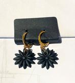 Zwarte Bloem Oorbellen, Verzenden, Zwart, Goud, Hangers