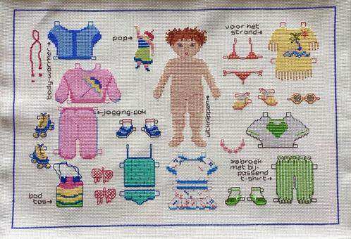 Borduurwerk, zijde, aankleedpop, kinderkleding, vintage, Hobby en Vrije tijd, Borduren en Borduurmachines, Ophalen