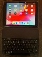 iPad Air 16GB + Logitech hoes, 10 inch, Gebruikt, Apple iPad Air, Ophalen of Verzenden