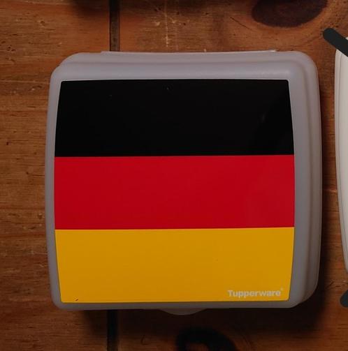 Tupperware Snackie broodtrommel Wit met Duitse Vlag NIEUW, Huis en Inrichting, Keuken | Tupperware, Nieuw, Overige typen, Geel