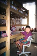 Grenen Hoogslaper met Bureau, Ophalen, Zo goed als nieuw