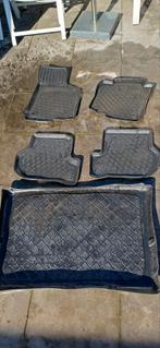 Rubberen automatten Volkswagen Golf V VI, Auto diversen, Automatten, Ophalen of Verzenden, Zo goed als nieuw