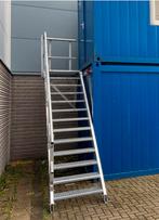 container trap met met bordes zgan, Doe-het-zelf en Verbouw, Steigers, Ophalen, Zo goed als nieuw, Overige typen, Minder dan 2 meter