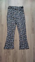 Prenatal bloemen flarepants maat L, Kleding | Dames, Positiekleding, Overige kleuren, Maat 42/44 (L), Ophalen of Verzenden, Zo goed als nieuw