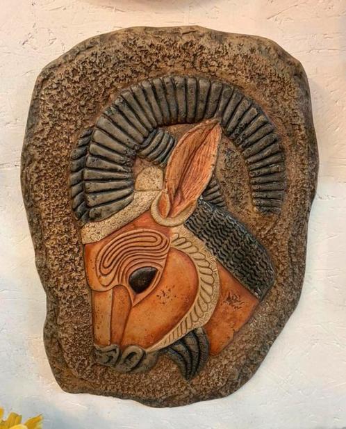 Beeld wandplakkaat aardewerk leuk met steenbok, Antiek en Kunst, Antiek | Keramiek en Aardewerk, Ophalen of Verzenden