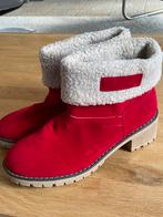 Laarsjes rood nooit gedragen te klein. Maat 39, Kleding | Dames, Schoenen, Ophalen of Verzenden, Nieuw