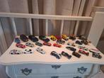 Verzameling van 29 modelauto's diverse matchbox burago, Overige merken, Gebruikt, 1:50 of kleiner, Auto