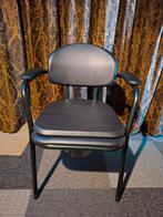 po stoel, Ophalen, Zo goed als nieuw