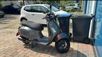 Vespa 300 gts super sport hpe 2023 met akrapovic supersport, Ophalen of Verzenden, Zo goed als nieuw, Benzine, Overige modellen