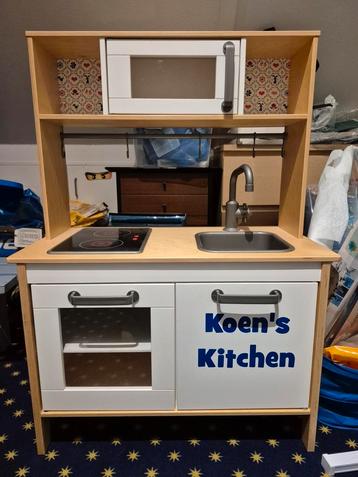 Ikea speelkeuken in goede staat beschikbaar voor biedingen