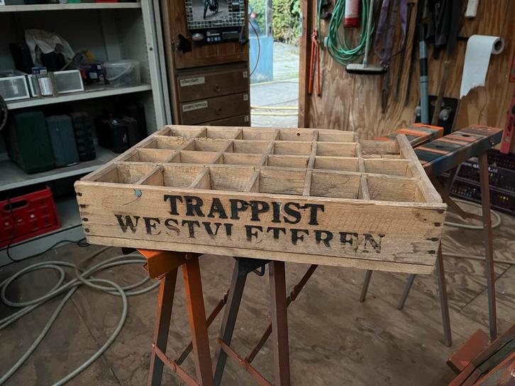 Westvleteren kratje - Trappist bier, Huis en Inrichting, Woonaccessoires | Kisten, Gebruikt, Minder dan 50 cm, Grenenhout, Ophalen