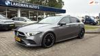 Mercedes-Benz A-klasse 200 Business Solution AMG Night Upgra, Auto's, Mercedes-Benz, Euro 6, 4 cilinders, 163 pk, Origineel Nederlands