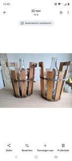 Zweedse wijnflessen in houten rek, Ophalen, Gebruikt, Overige kleuren, Glas