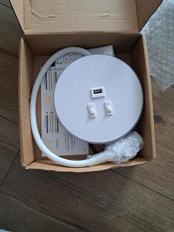 LED Zwanenhals Leeslamp met USB - Bedlampje Wandlamp beschikbaar voor biedingen