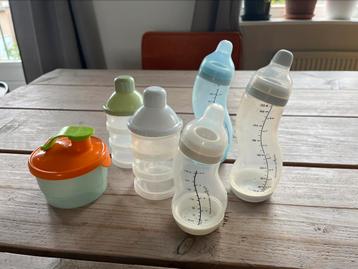 3x Difrax fles en 3x poederdoos beschikbaar voor biedingen
