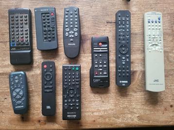 Afstandsbedieningen Sony, JBL, Canon, Hitachi, Yamaha, JVC beschikbaar voor biedingen