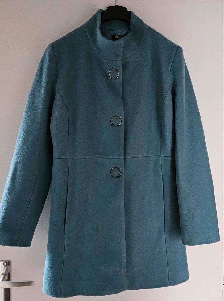 Prachtige nieuwe blauwe Italiaanse jas met retro knopen, Kleding | Dames, Jassen | Winter, Nieuw, Maat 42/44 (L), Blauw, Ophalen of Verzenden