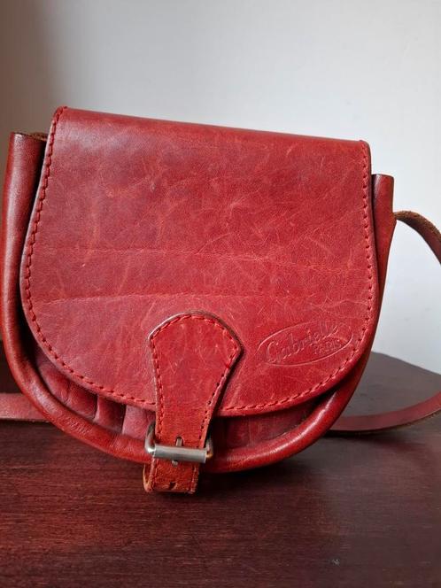 Vintage rood leren schoudertasje, Sieraden, Tassen en Uiterlijk, Tassen | Schoudertassen, Gebruikt, Overige merken, Rood, Leer