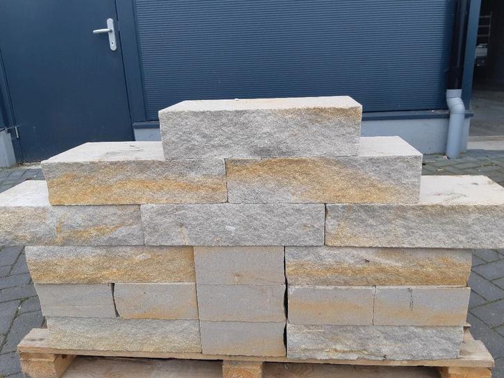 Te koop : zeer mooie Bentheimer zandsteen., Tuin en Terras, Bielzen en Borders, Zo goed als nieuw, Biels, Natuursteen, Minder dan 25 cm
