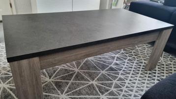Heel Mooi SALONTAFEL  beschikbaar voor biedingen
