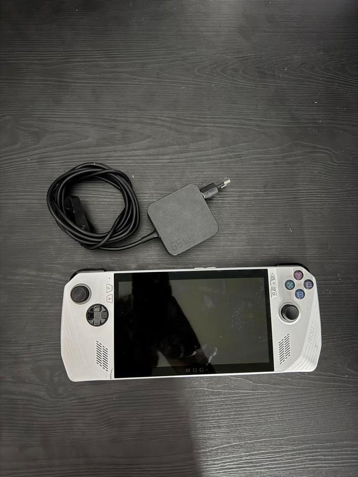 Rog Ally Z1 Extreme 512GB - Gebruikt, Spelcomputers en Games, Games | Nintendo Switch, Gebruikt, Overige genres, 1 speler, Vanaf 12 jaar