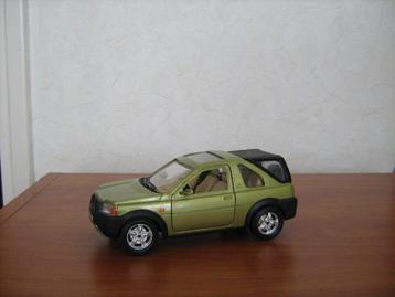 LandRover Freelander, Champagne, Bburago, schaal 1:24 beschikbaar voor biedingen