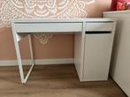 Ikea bureau Micke wit 105x50, Huis en Inrichting, Bureaus, Ophalen, Gebruikt