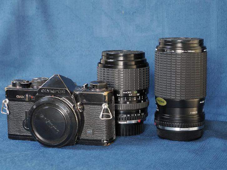 Olympus OM-2n met 2 Sigma macro zoomlenzen, Audio, Tv en Foto, Fotocamera's Analoog, Gebruikt, Spiegelreflex, Olympus, Ophalen of Verzenden