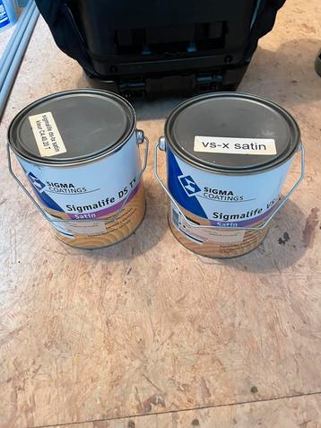 Lak / beits 2x2.5l beschikbaar voor biedingen