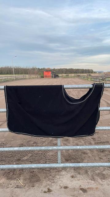 Fleece uitrijdeken beschikbaar voor biedingen