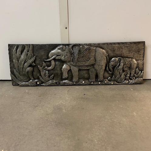 Paneel met olifanten - houtsnijwerk – TTM Wonen, Huis en Inrichting, Woonaccessoires | Wanddecoraties, Nieuw, Ophalen of Verzenden