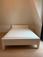 Witte houten twijfelaar 140x200 cm incl. matras, Huis en Inrichting, Slaapkamer | Bedden, Ophalen, Wit, 140 cm, Zo goed als nieuw