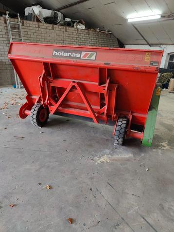 Holaras krullen instrooibak  beschikbaar voor biedingen