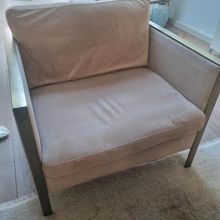 Velvet fauteiil taupe, Huis en Inrichting, Fauteuils, Zo goed als nieuw, Stof, 50 tot 75 cm, 75 tot 100 cm, Ophalen