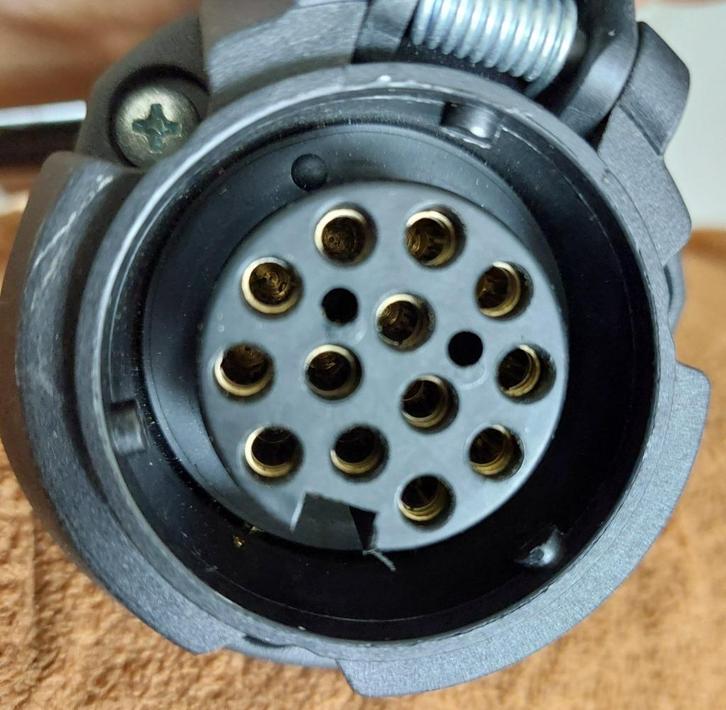 Verloopkabel auto ( 7 polig ) naar caravan ( 13 polig ), Caravans en Kamperen, Caravan accessoires, Zo goed als nieuw, Ophalen of Verzenden